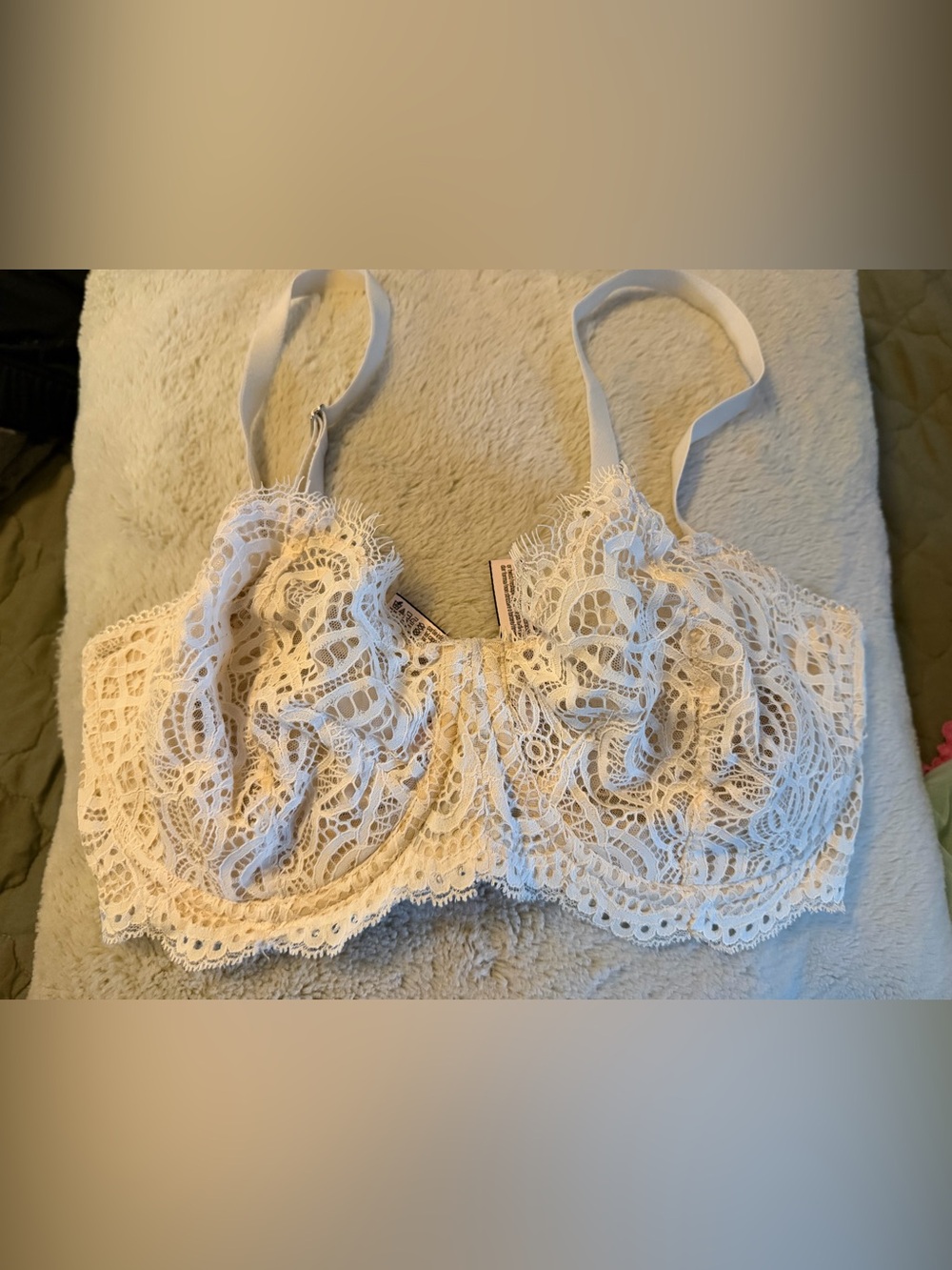 Victoria's Secret Ivory Lace Push-Up Bra without padding